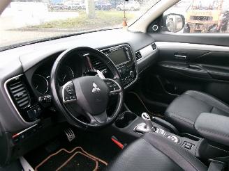Mitsubishi Outlander 2.0 PHEV INSTYLE+ picture 13