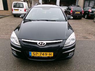 Hyundai I-30 1.6 I ACTIVE picture 3