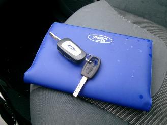 Ford Ka 1.2 TITANIUM X CLIMA picture 15