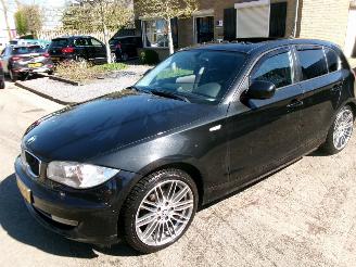 Schadeauto BMW 1-serie 118 I EXE AUTOMAAT 2009/10