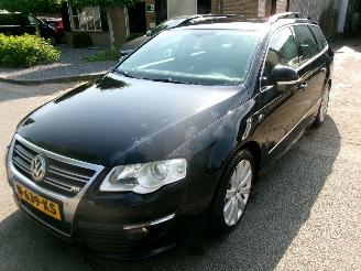 damaged passenger cars Volkswagen Passat 2.0 TFSI COMFORTLINE 2009/4