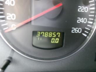 Volvo S-60 2.4 D 5 MOMENTUM picture 17