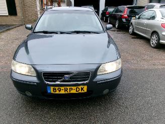 Volvo S-60 2.4 D 5 MOMENTUM picture 3