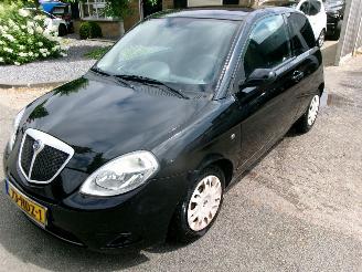 Schadeauto Lancia Ypsilon 1.4-16V SPORT 2008/10