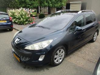 uszkodzony samochody osobowe Peugeot 308 1.6 VTI BLUE LEASE EXECUTIVE 2010/8
