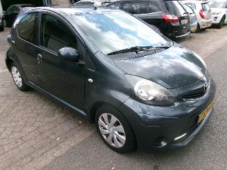 Toyota Aygo 1.0 VVT-I ASPIRATION AIRCO picture 4