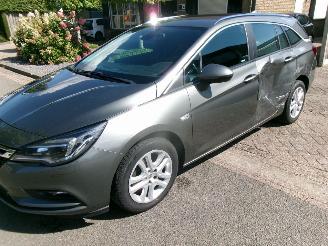 Avarii autoturisme Opel Astra 1.4 ONLINE EDITION CLIMA NAVI 2017/6