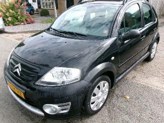 Voiture accidenté Citroën C3 1.4I X-TR CLIMA 2006/10