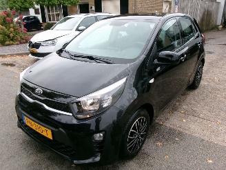Voiture accidenté Kia Picanto 1.0 CVVT ECONOMYPLUSLINE AIRCO 2017/8