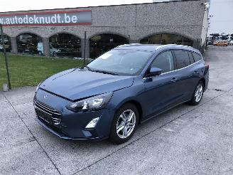Schadeauto Ford Focus 1.0 TURBO 2019/6