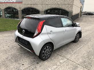 Voiture accidenté Toyota Aygo 1.0 2018/11