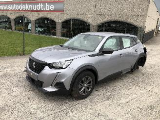 damaged passenger cars Peugeot 2008 1.2   ACTIVE PACK 2022/9