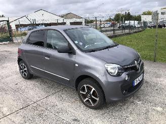 Unfallwagen Renault Twingo 0.9 2019/1