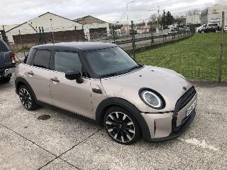 Schadeauto Mini Cooper 1.5 TURBO AUTOMATIQU 2022/11