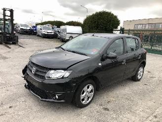 damaged passenger cars Dacia Sandero 0.9 TURBO 2013/10