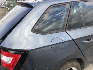 Skoda Fabia COMBI 1.0I picture 11