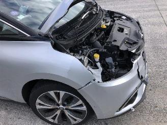 Renault Scenic 1.2 picture 19