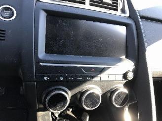 Jaguar E-Pace D 150    4x4 picture 8