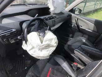 Citroën C4-picasso 2.0 HDI 150 AUTOMATIQUE picture 5