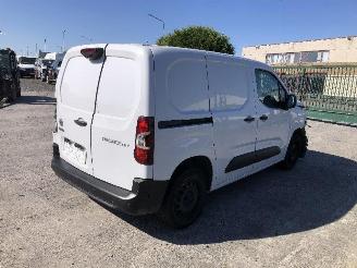 Unfallwagen Toyota ProAce 1.5 HDI automatique 2024/10