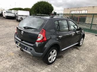 Schadeauto Dacia Sandero 1.6 I  STEPWAY 2010/6