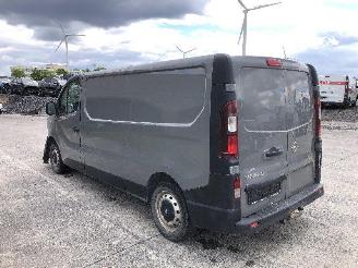 Schadeauto Opel Vivaro LONG  1.6 CDTI 2017/2
