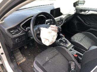 Ford Focus 1.0 TURBO BREAK picture 5