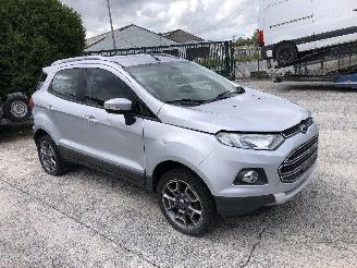 Voiture accidenté Ford EcoSport 1.5 TDCI 2015/10