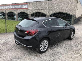 krockskadad bil auto Opel Astra 1.6 CDTI 2015/12