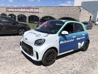 Vaurioauto  passenger cars Smart Forfour EQ forfour ELECTRIQUE 2020/7