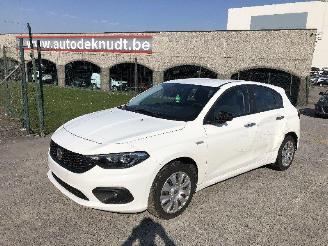 Vaurioauto  passenger cars Fiat Tipo 1.4 2018/5
