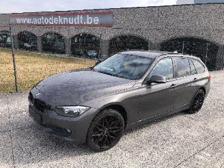 Schadeauto BMW 3-serie 318 D COMBI N47D20C 2015/3