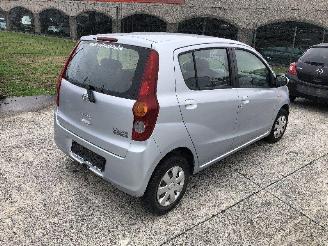 uszkodzony samochody osobowe Daihatsu Cuore 1.0 2008/5