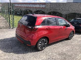 damaged passenger cars Honda Jazz 1.5   E-CVT 2024/7