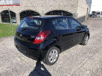 damaged passenger cars Hyundai I-20 1.4 AUTOMATIQUE 2012/4