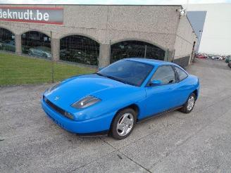 damaged passenger cars Fiat Coupé  