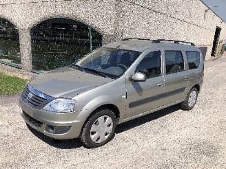 Coche accidentado Dacia Logan 1.5 DCI 2011/5