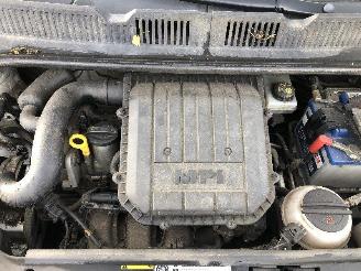 Volkswagen Up! 1.0 picture 10