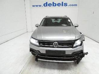 Schadeauto Volkswagen Tiguan COMFORTLINE 2020/3