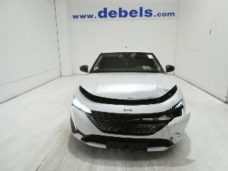 damaged passenger cars Peugeot 308 1.5D III ALLURE 2022/12