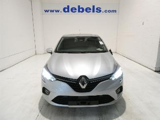 Damaged car Renault Clio V CORPORATE EDI 2020/12