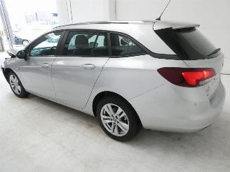 Opel Astra 1.6D picture 5