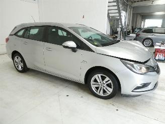 Opel Astra 1.6D picture 8