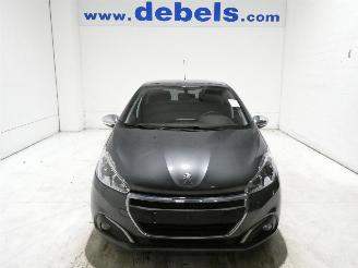 damaged passenger cars Peugeot 208  2016/4