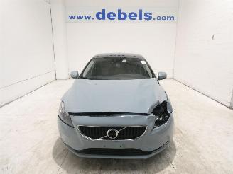 Schadeauto Volvo V-40 2.0D V 40 SUMMUM 2017/2
