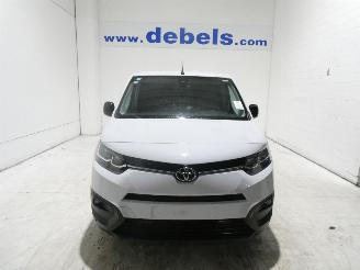 Voiture accidenté Toyota ProAce 1.5D CITY 2023/9