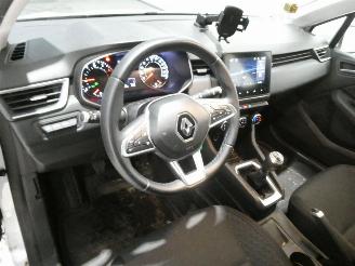 Renault Clio V CORPORATE EDI picture 19