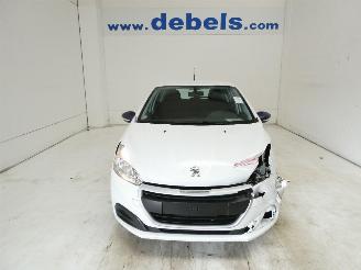 Vaurioauto  passenger cars Peugeot 208 1.2 2019/7