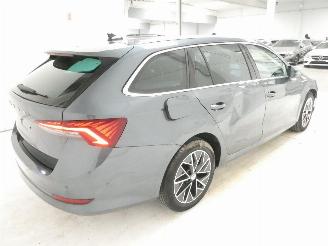 Skoda Octavia AMBITION picture 6