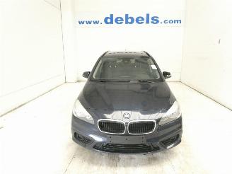 Vaurioauto  passenger cars BMW 2-serie 1.5D   216D 2016/2